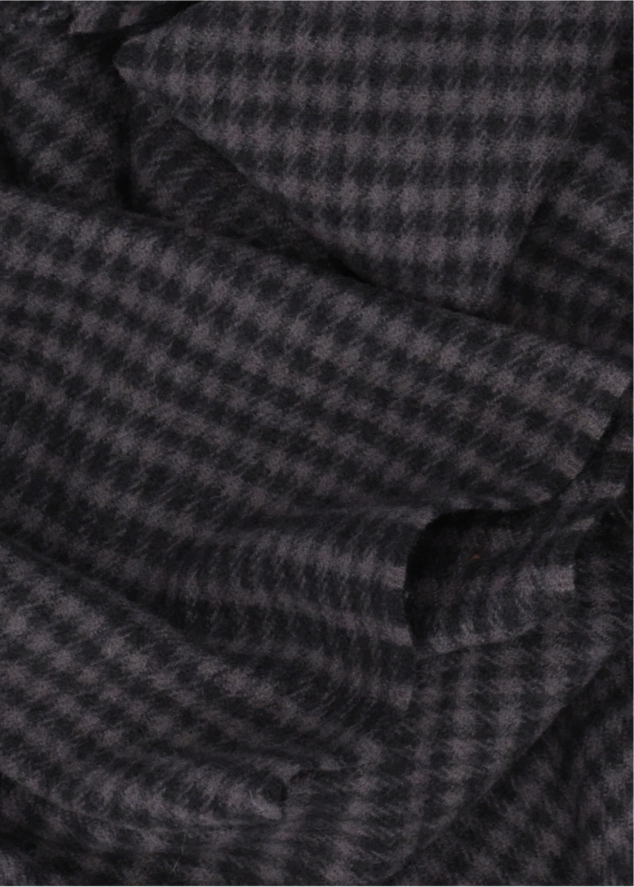Men's scarf with a small check pattern SZAMT-0091-9B(Z26), close-up of the product detail.