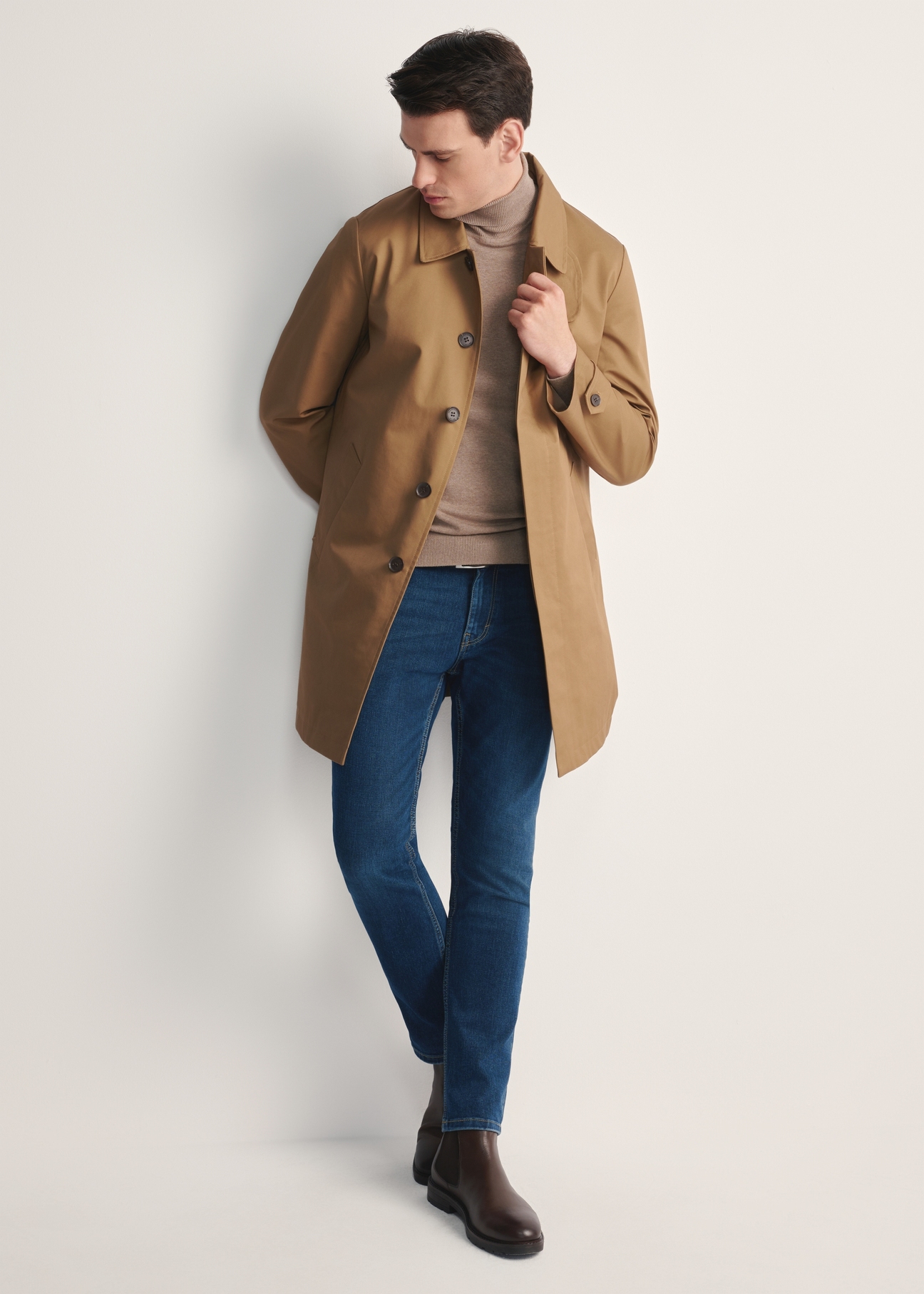 Men's jacket in light brown color KURMT-0397-89(Z25), product visible from the front on the model, the entire silhouette is visible.