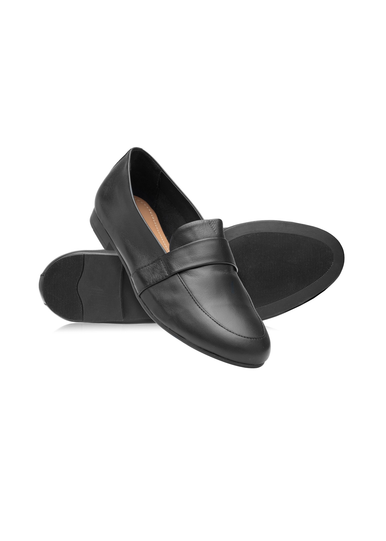 Women's leather black moccasins BUTYD-1074A-99(W26), diagonal product view on a white background.
