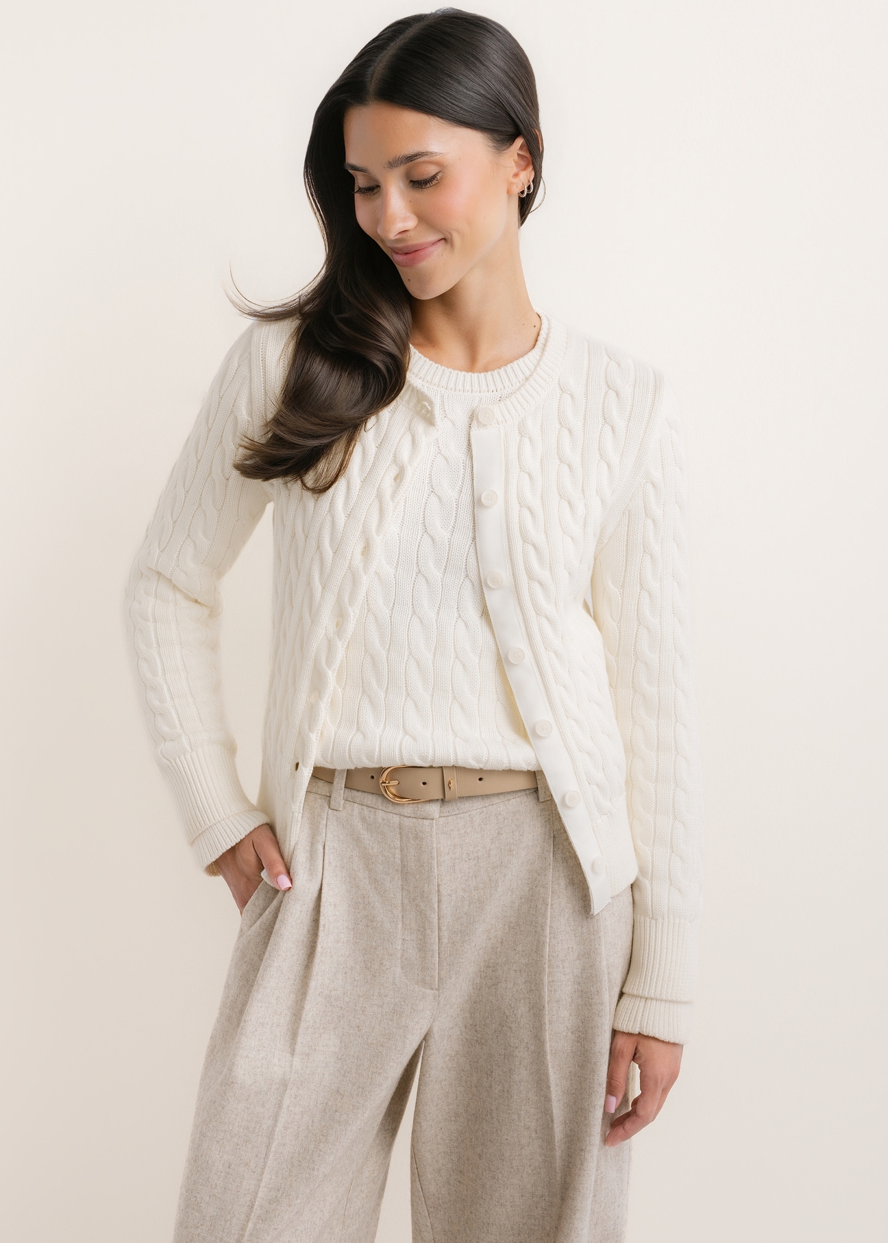 Cream cotton women's cardigan KARDT-0067-0B(Z26), front view on a model. Half-body shot.