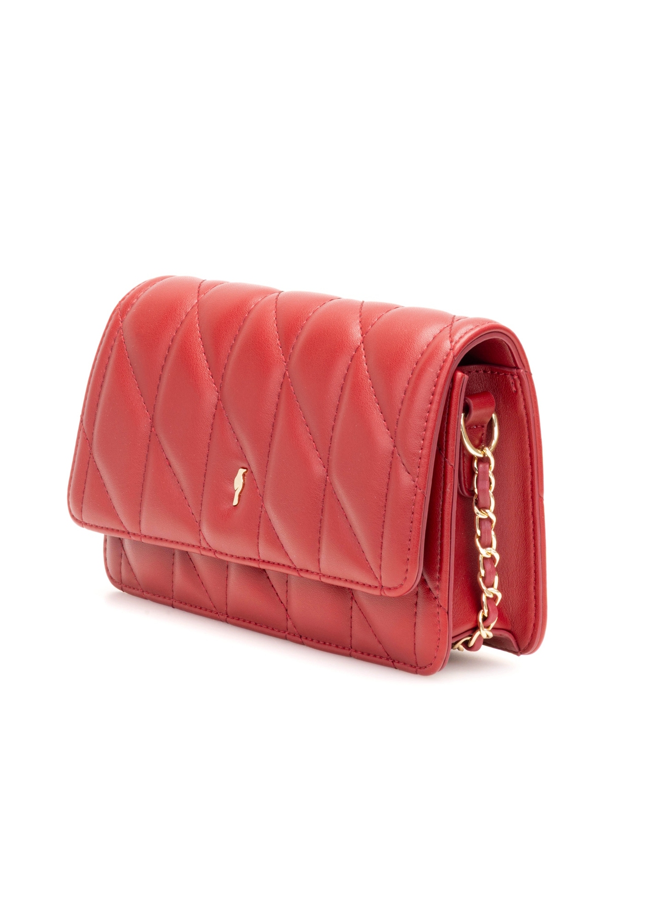 Small quilted women's handbag in red TOREC-1150-4B(W26), diagonal product view on a white background.