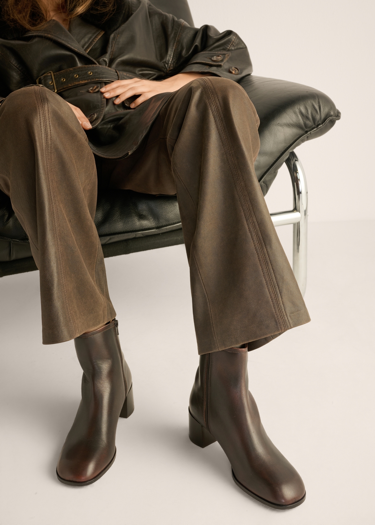 Dark brown leather women's ankle boots BUTYD-1359-1L(Z26)