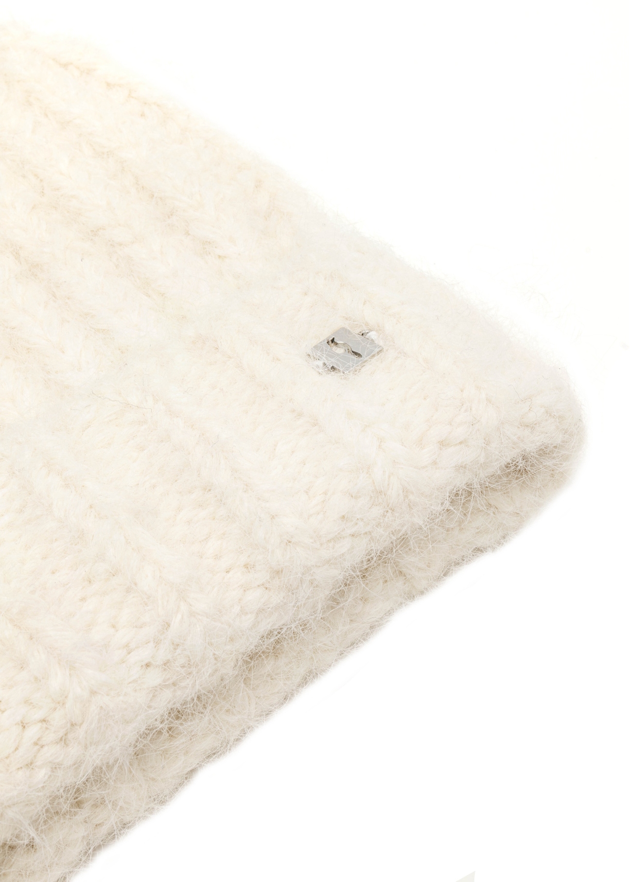 Cream-colored women's hat with wool CZADT-0205-0B(Z26), close-up of product detail on a white background.