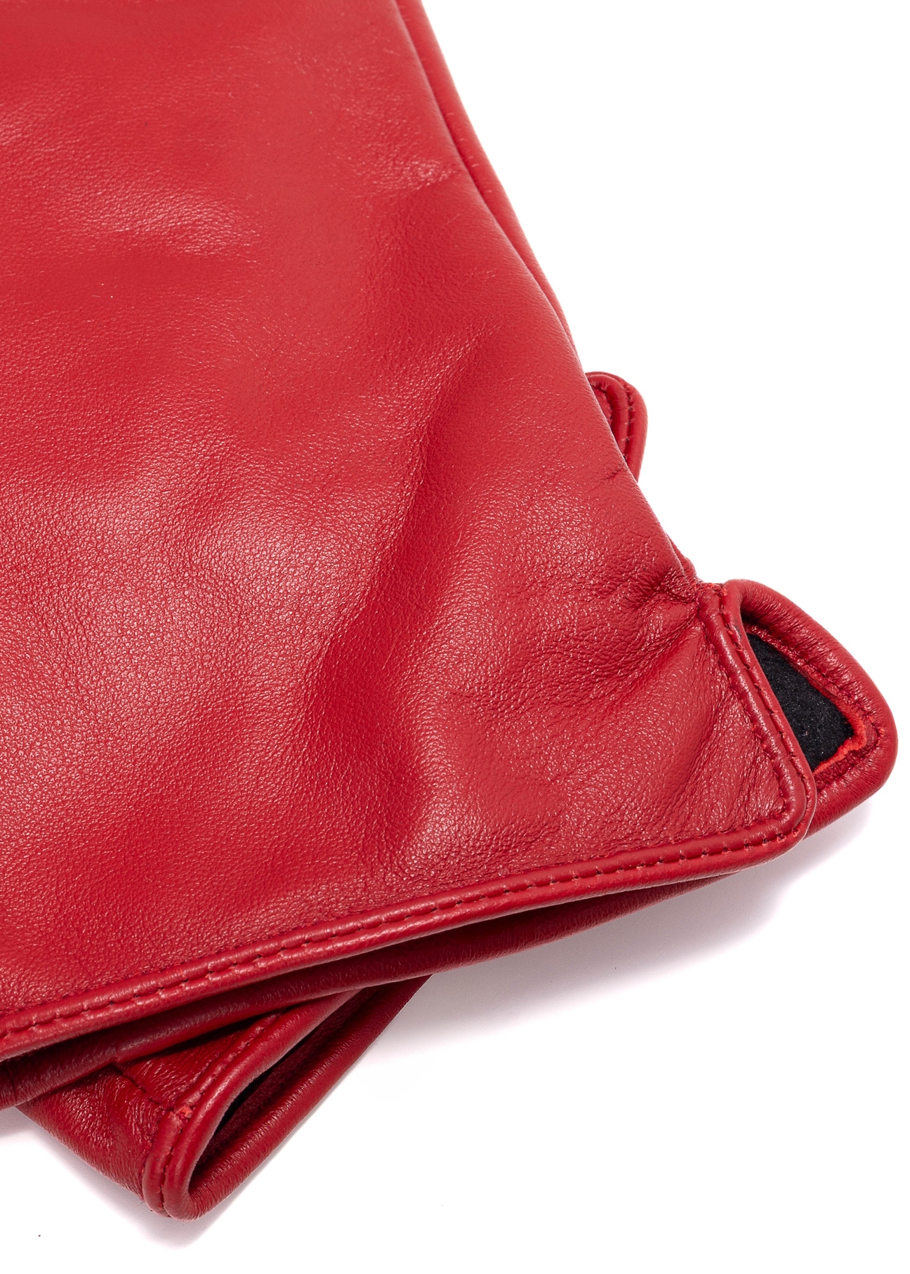 Red women's leather gloves REKDS-0001A-42(Z25), close-up of the product detail on a white background.