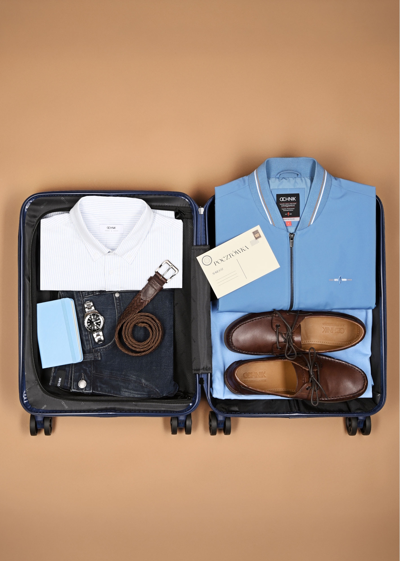 Small suitcase on wheels WALPC-0015-7D-19(W26)