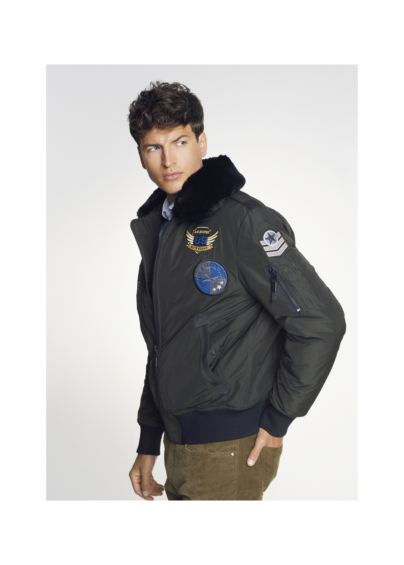 Ocieplana kurtka męska w stylu pilotki KURMT-0243-57(Z21)-02