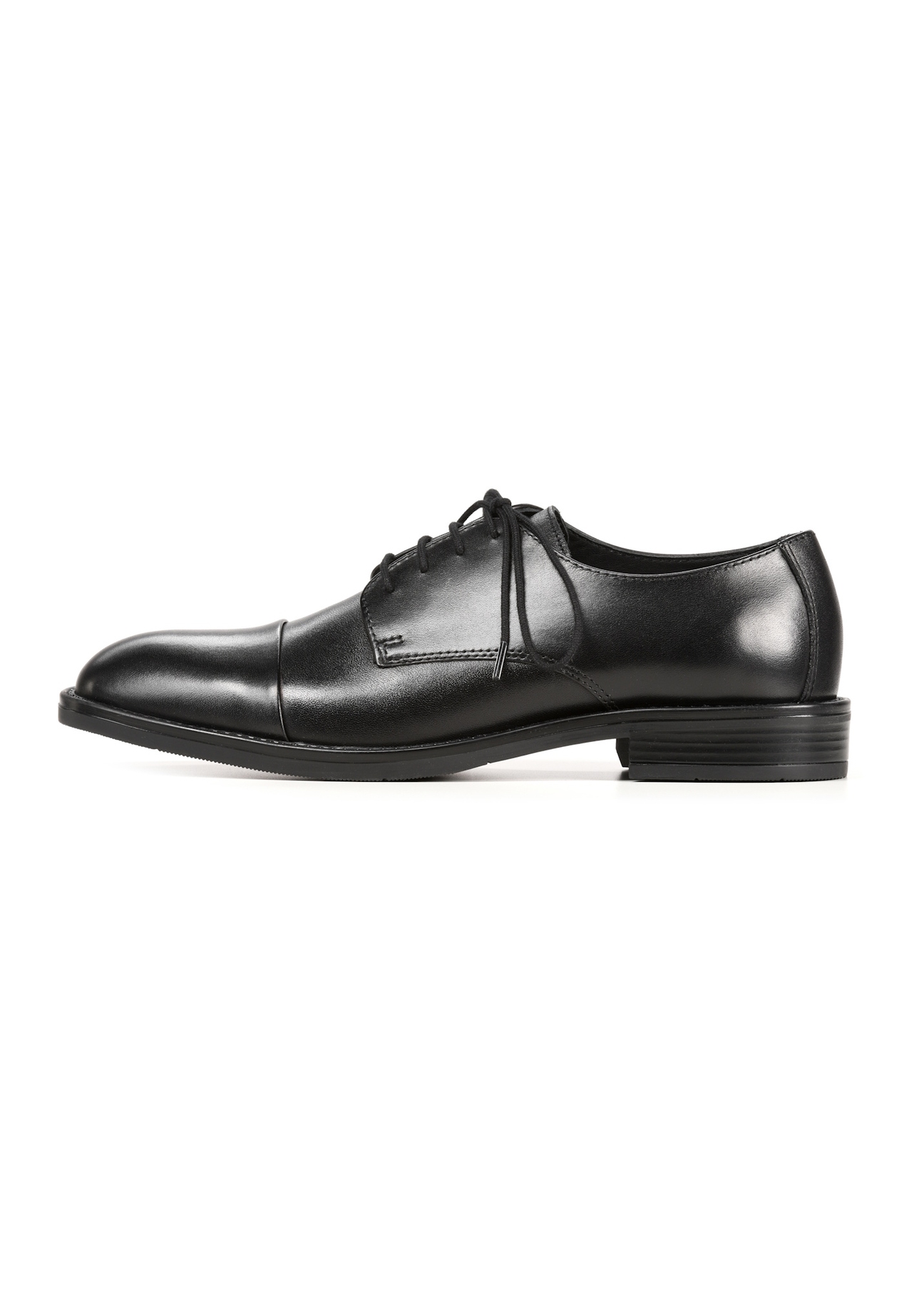 Black leather men's shoes BUTYM-0512-99(Z25), side view of the product on a white background.