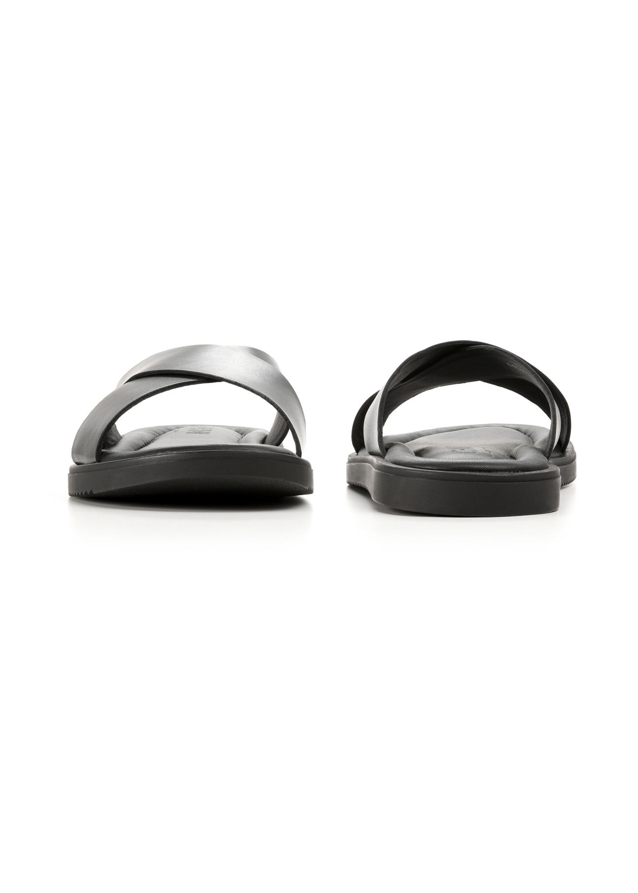 Men's black leather flip-flops BUTYM-0536-99(W26), front and back product view on white background.