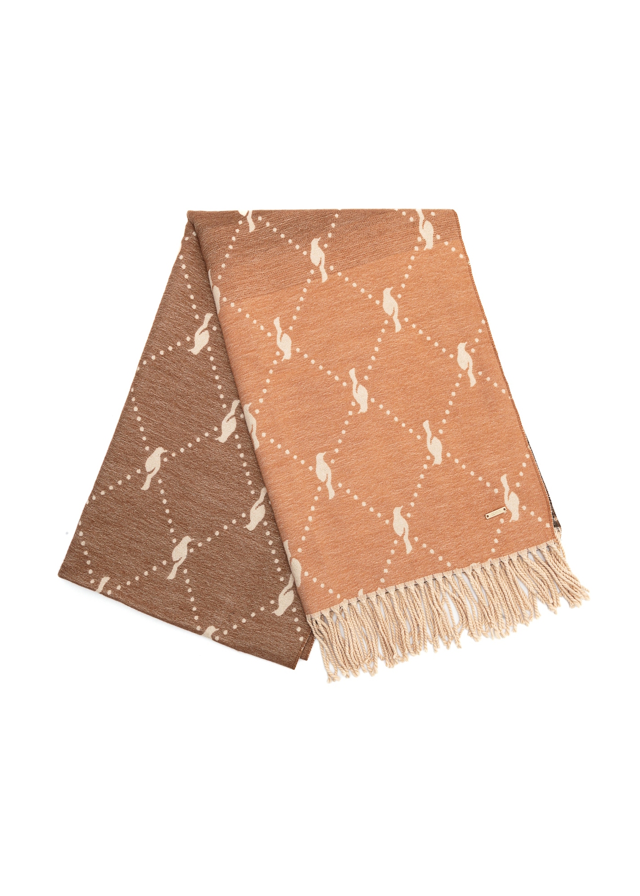 Large double-sided women's scarf SZADT-0160 A-24(Z 25), view of the folded product on a white background.