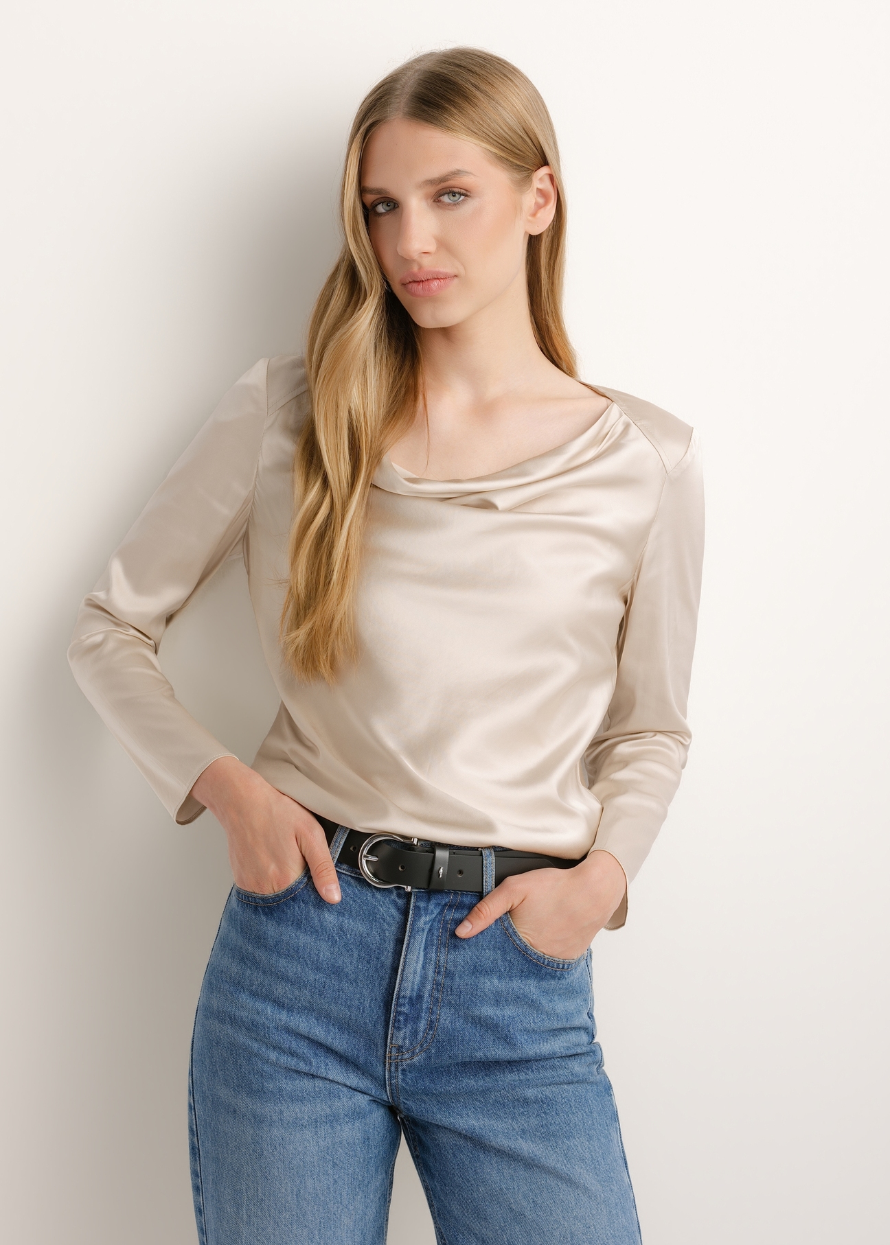Beige women's blouse BLUDT-0220-1A(Z26)