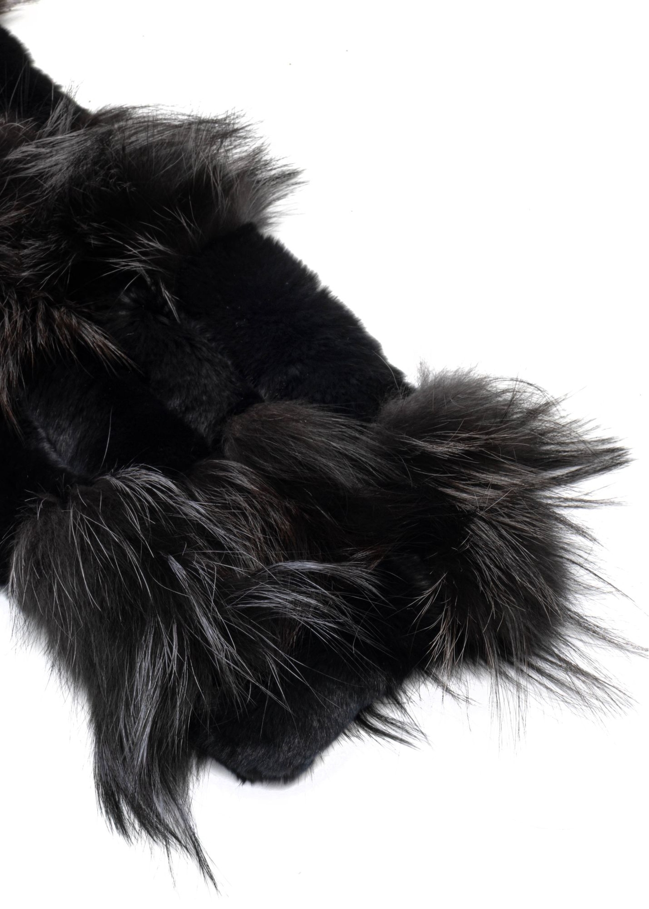 Black women's fur scarf SZADF-0025-9J(Z26) - close-up detail, on white background.