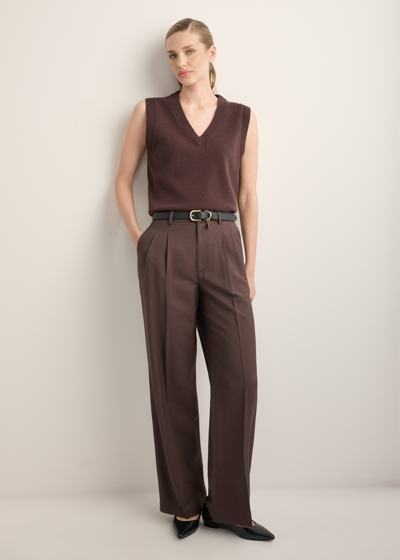 Women's brown wool vest SWEDT-0253-1I(Z26), front view of the product on the model. Full body visible.