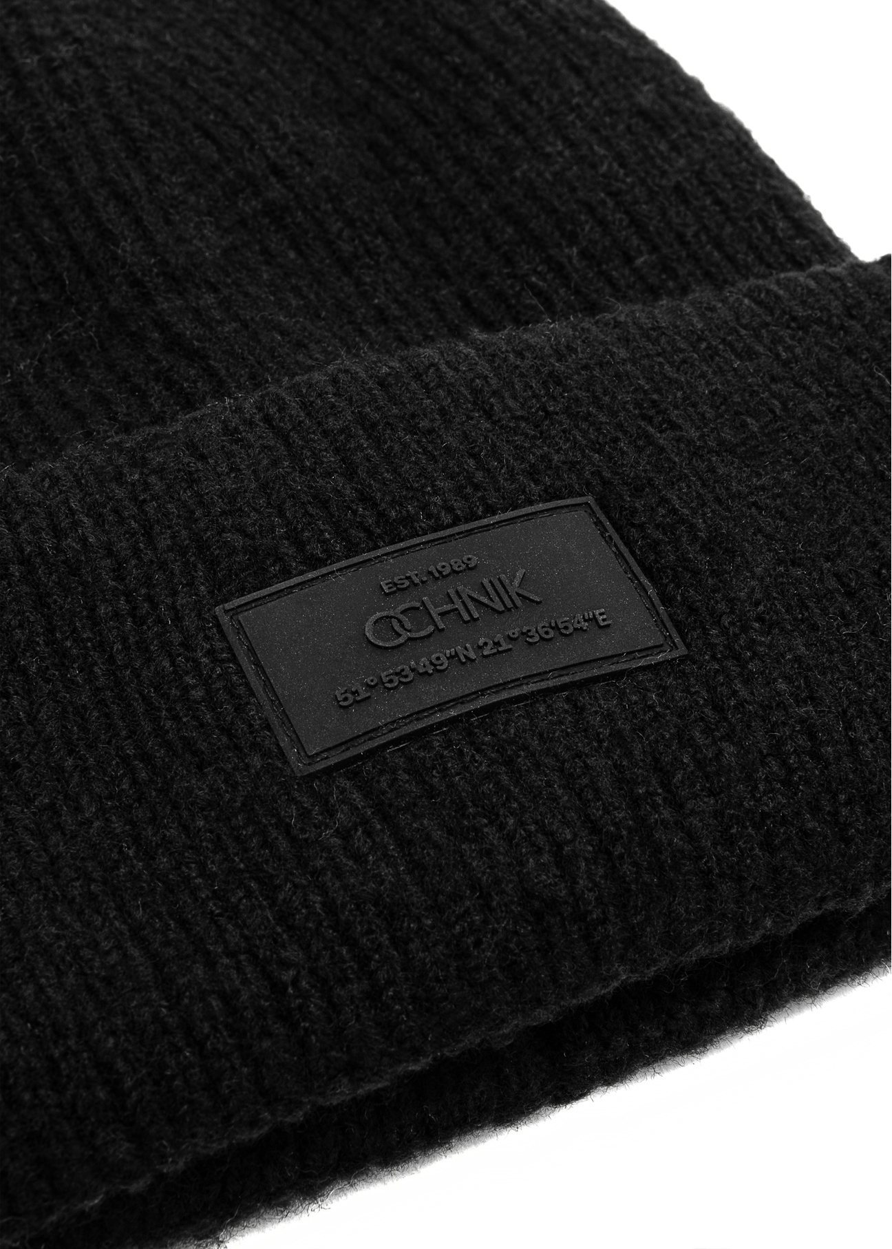 Black men's cap CZAMT-0070A-99(Z25), close-up of the product detail, view on a white background.