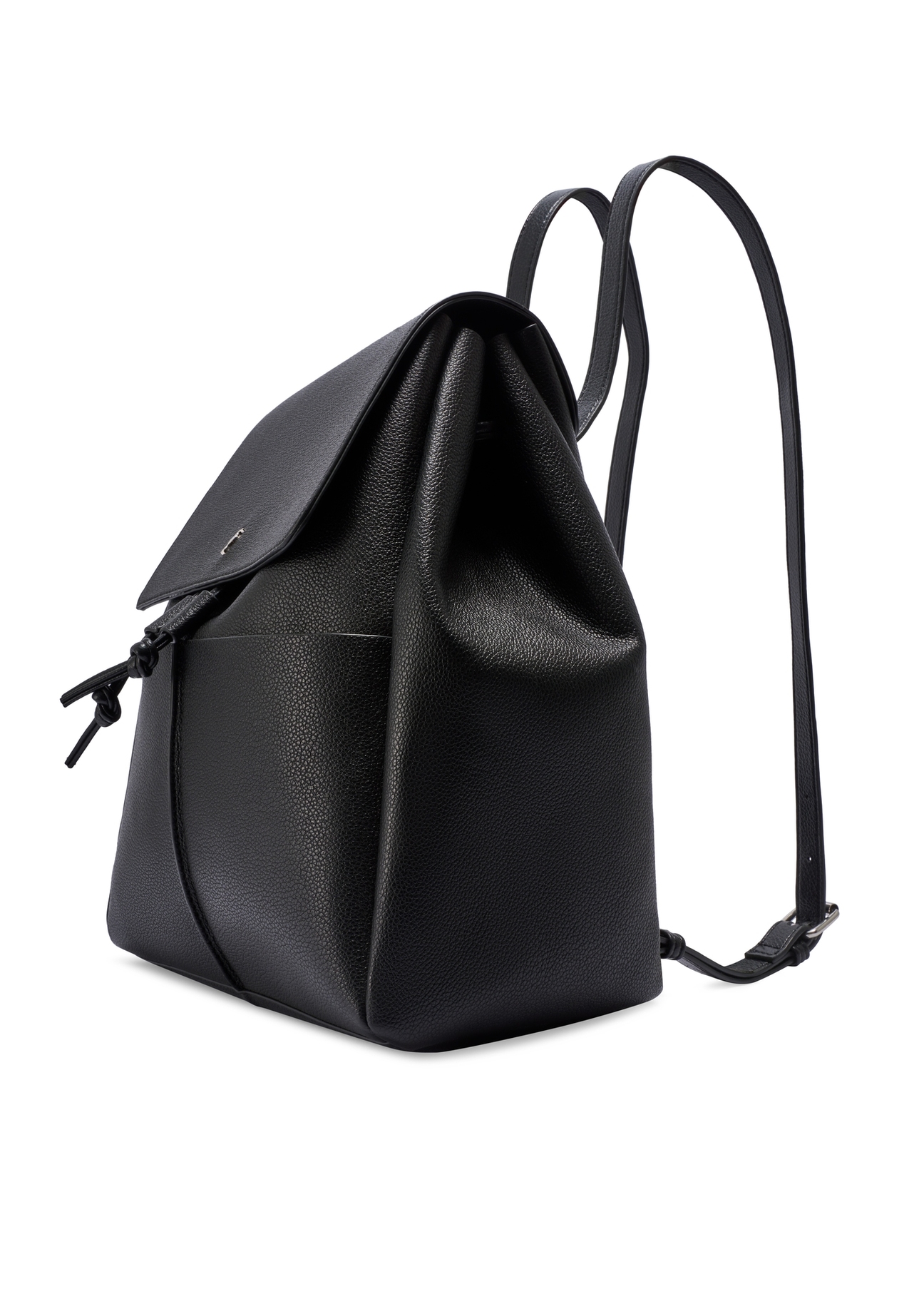 Black medium women's backpack TOREC-1132-99(W26) - diagonal product view, on a white background.