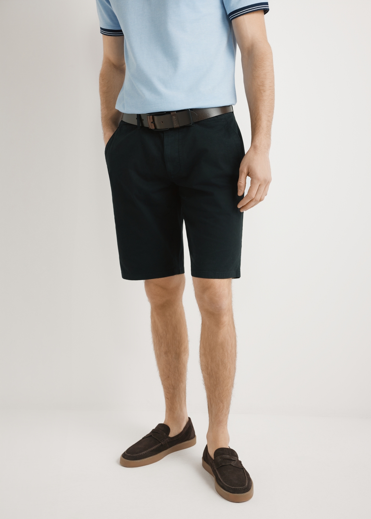 Men's black cotton shorts SZOMT-0029-99(W26), front view of the product on the model. Half of the silhouette visible.