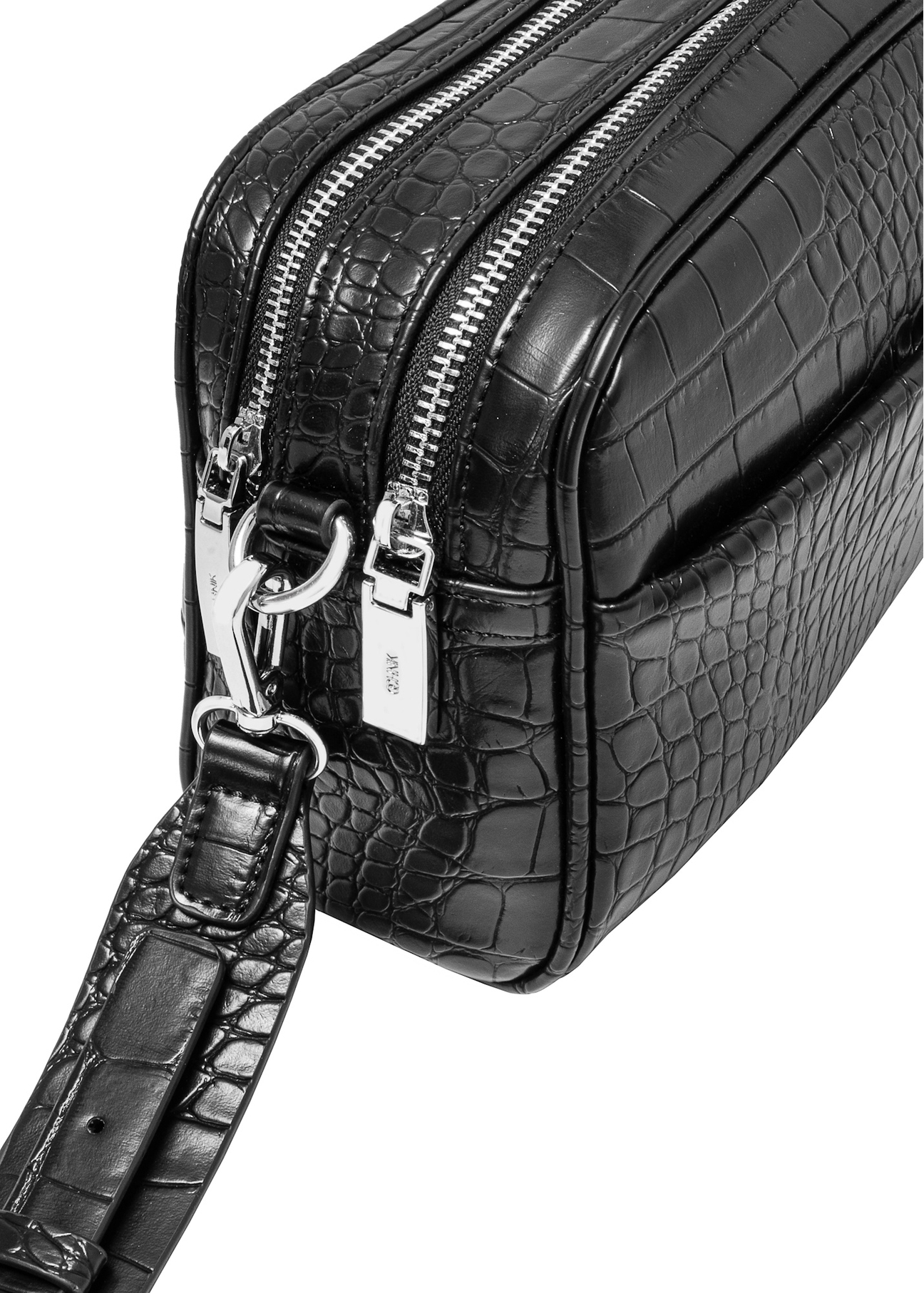 Black compact women's handbag TOREC-1069-99(Z25), close-up of the product detail on a white background.
