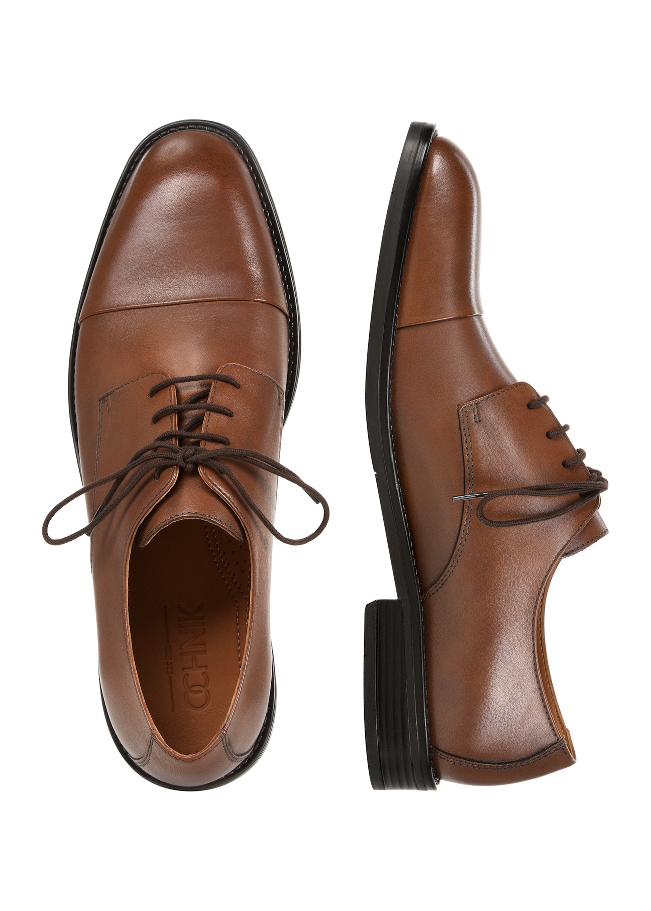 Men's leather brogues in cognac color BUTYM-0500-1F(W26), product view from above on white background.