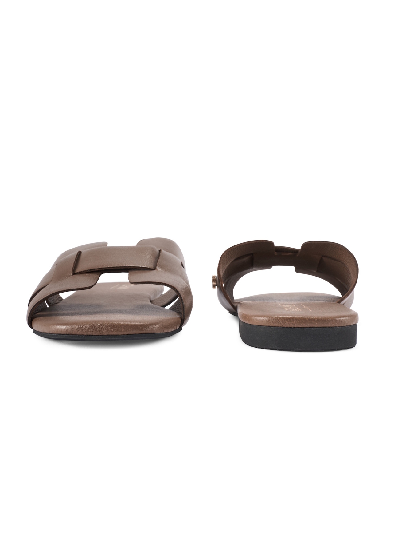 Women's cool brown braided flip-flops BUTYD-0904D-1K(W26), front and back product view on a white background.