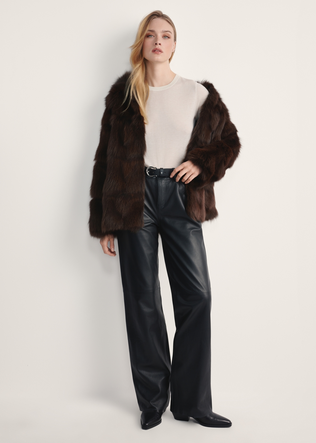 Women's brown fur coat FUTDF-0111-3180(Z25), front view of the product on the model. Full body visible.