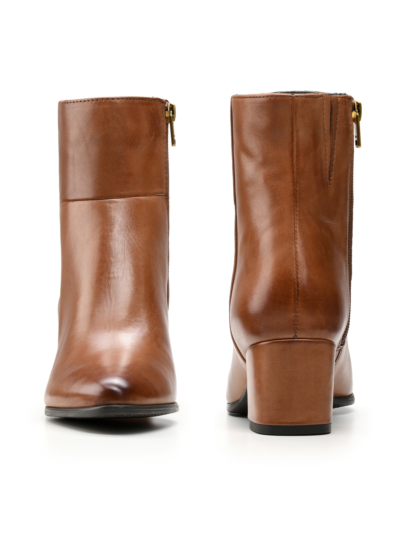 Women's leather ankle boots in cognac color BUTYD-1186-87(Z25), product view from the front and back on a white background.