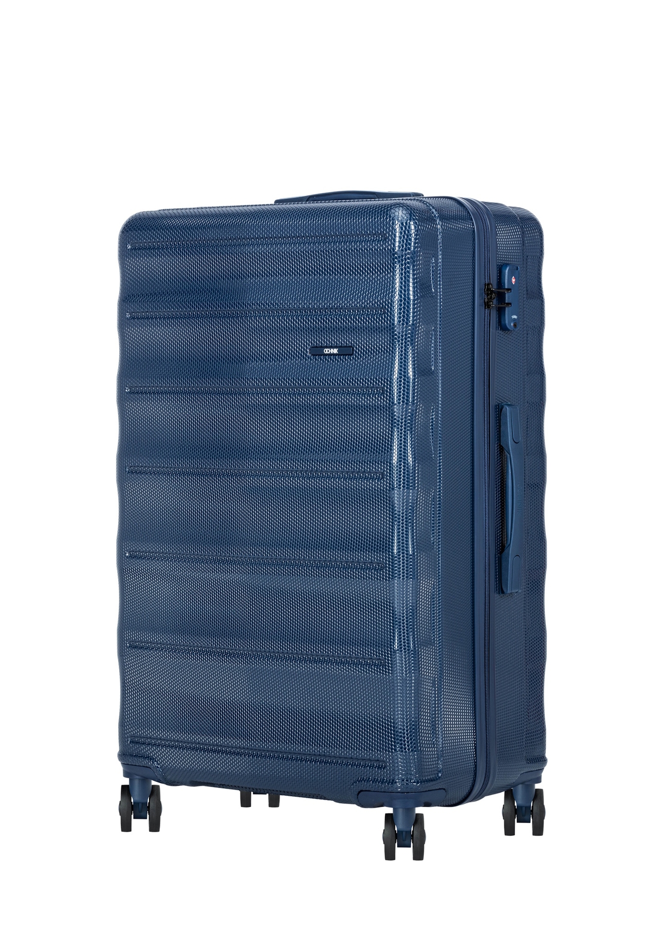 Set of 19'/24'/28' wheeled suitcases WALPC-0015-7D(W26), diagonal product view on white background.