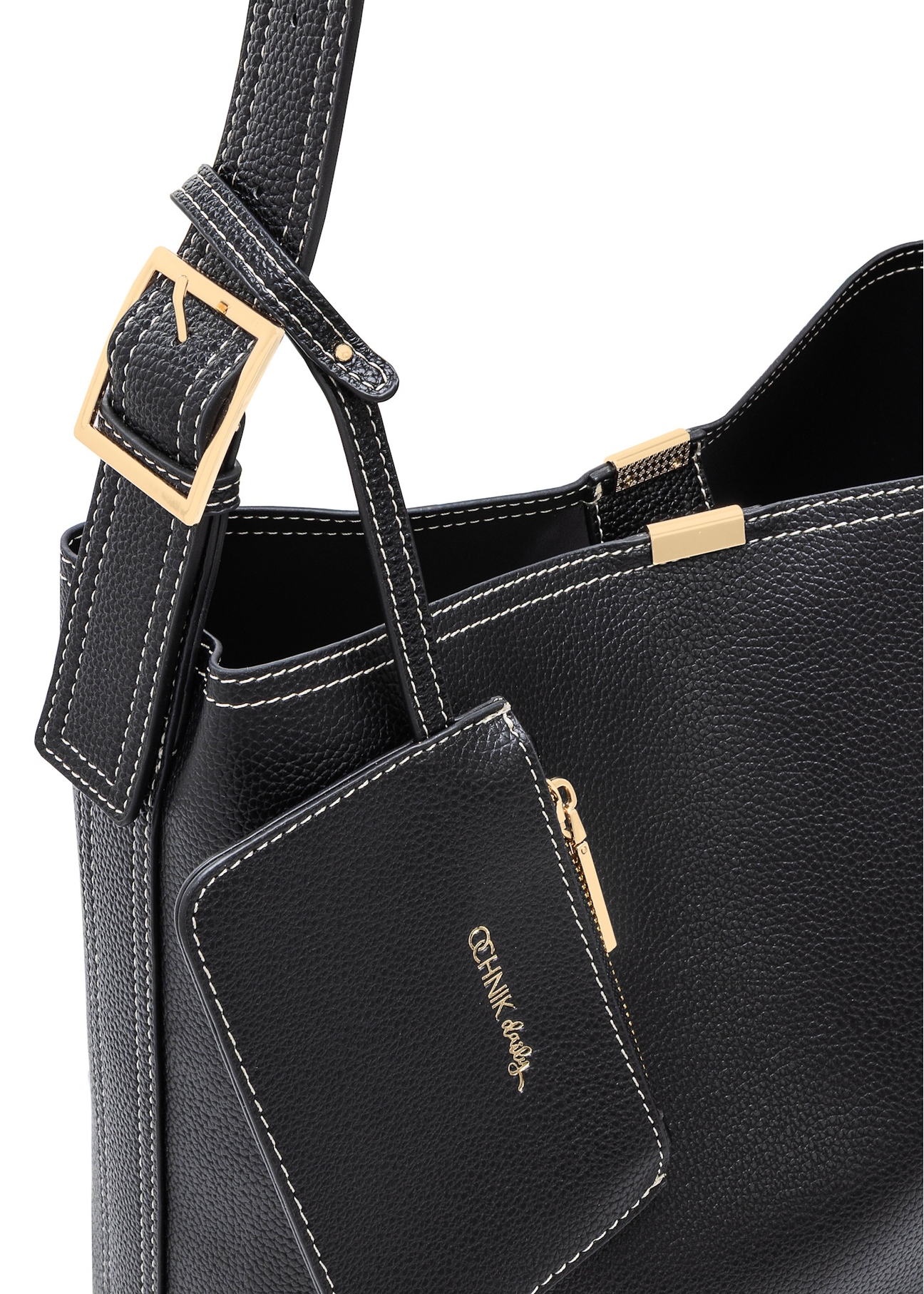 Black women's shoulder bag TOREC-1062-99(Z25), close-up of the product detail on a white background.