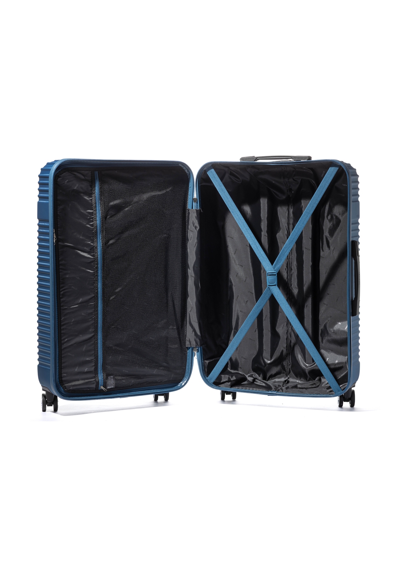 Large wheeled suitcase WALAB-0040-7H-28(W26) – interior view, on a white background.