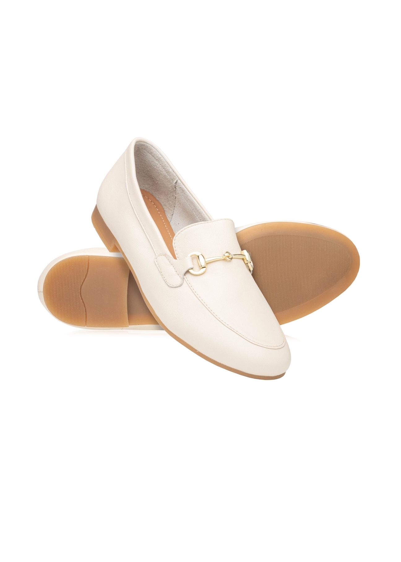 Women's cream leather moccasins with buckle BUTYD-0916A-0B(W26), diagonal product view on white background.