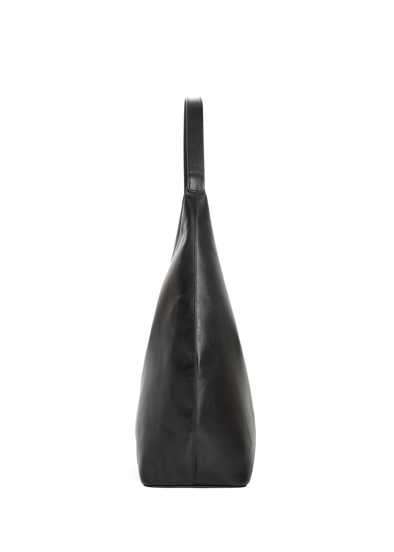 Women's leather shoulder bag TORES-1333-99(Z26), side view of the product on a light background.