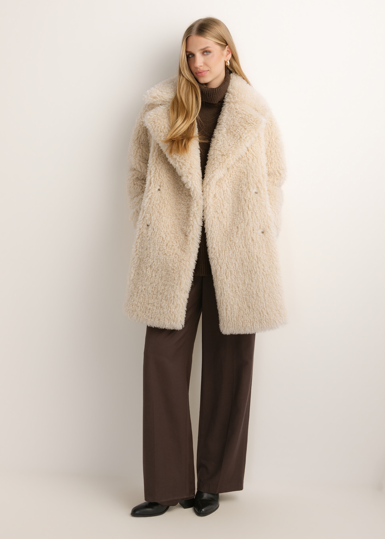 Cream women's fur coat FUTDP-0090-0C(Z26)