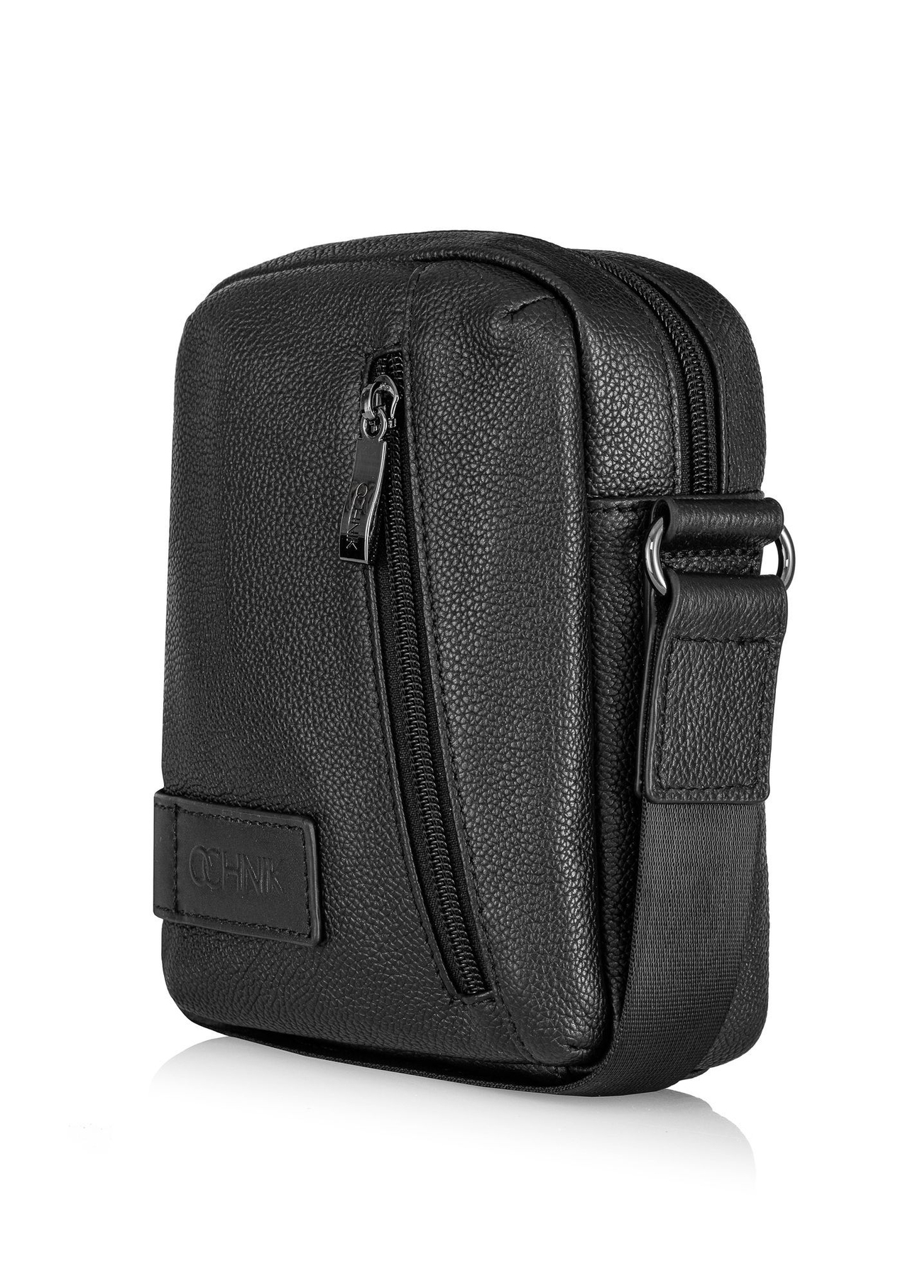 Black leather men's pouch TORMS-0439B-99(Z25) - diagonal product view on a white background.