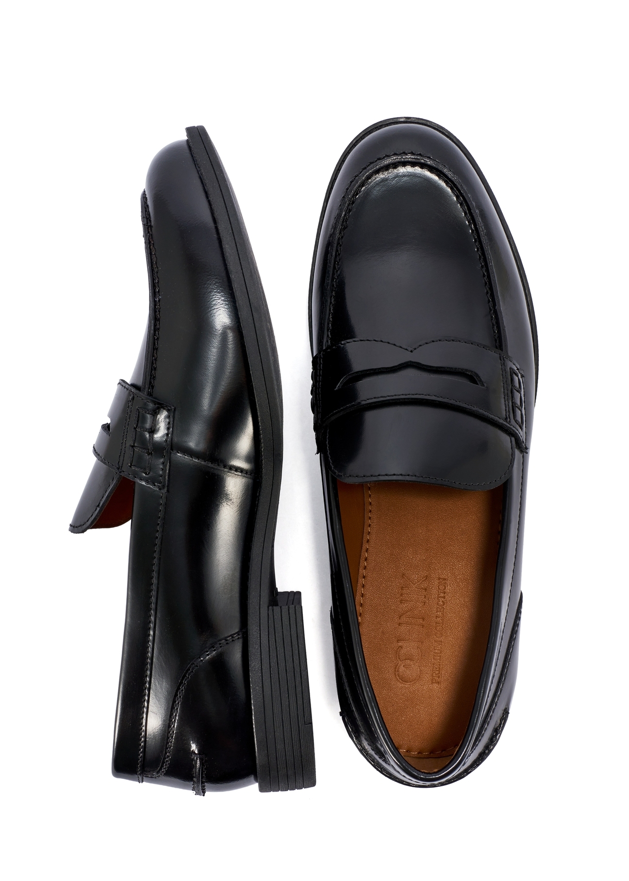 Men's black leather moccasins BUTYM-0538-99(W26), product view from the top and side on a white background.