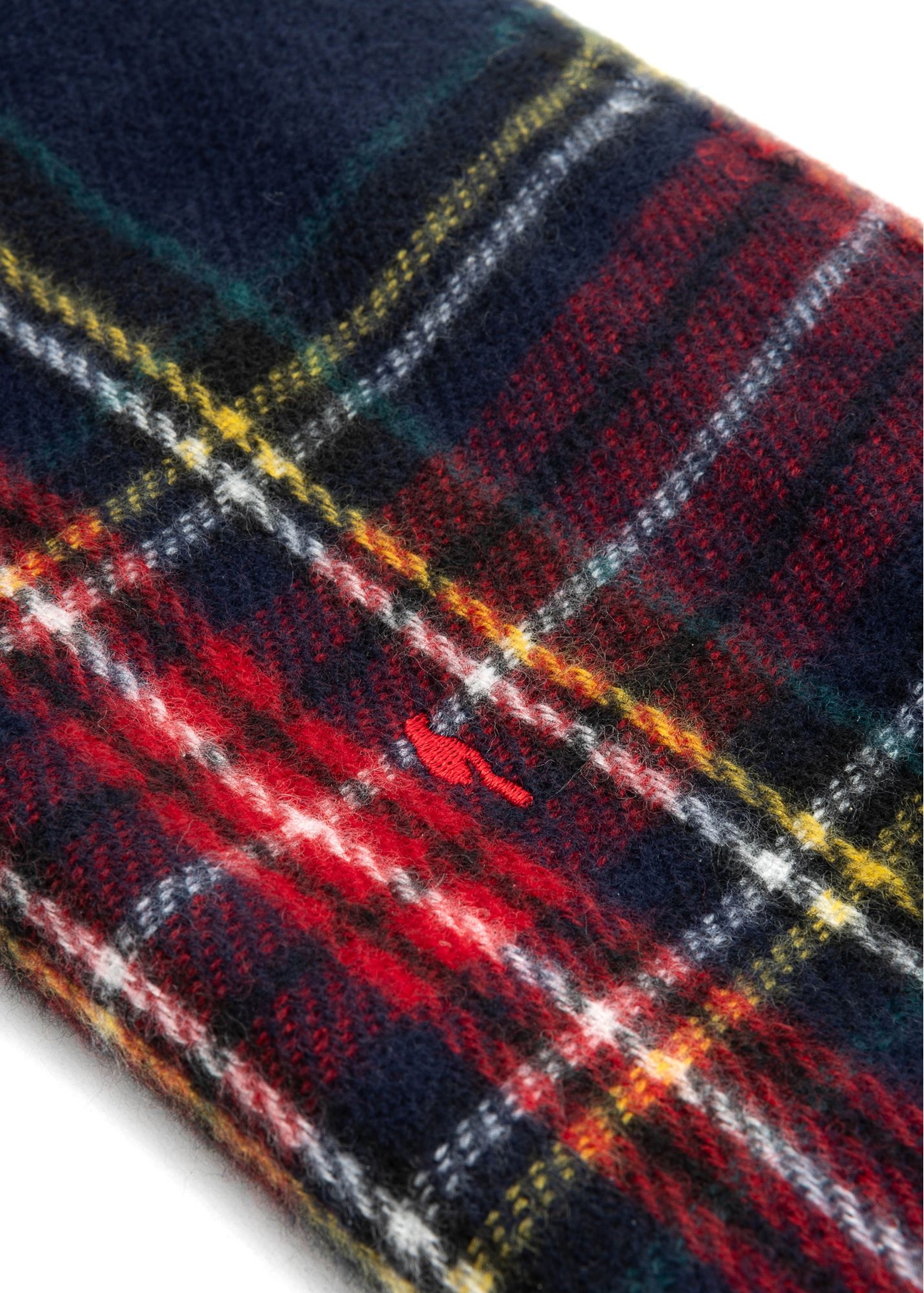 Men's checkered scarf SZAMT-0083-15(Z25) - close-up of the detail on a white background.