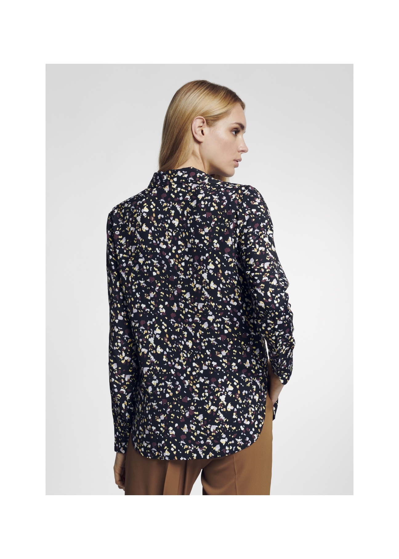 Lightweight women's shirt in spots KOSDT-0134-15(Z21)-06