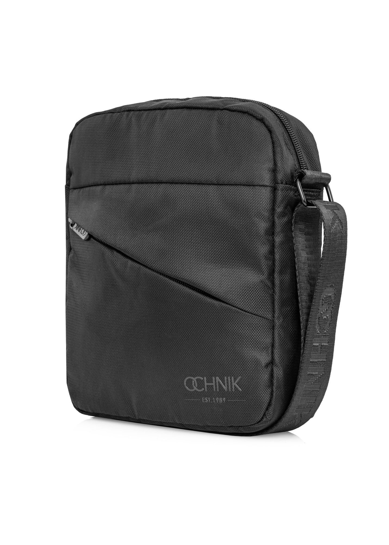 Black men's bag TORMN-0266C-99(Z25), diagonal product view on white background.