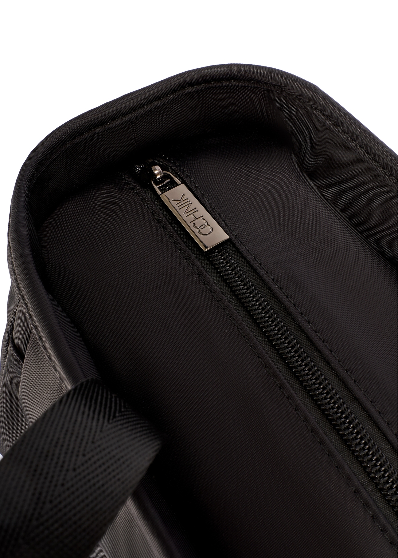 Black lunchbox bag TOREN-0346-99(W26) - close-up detail, on white background.