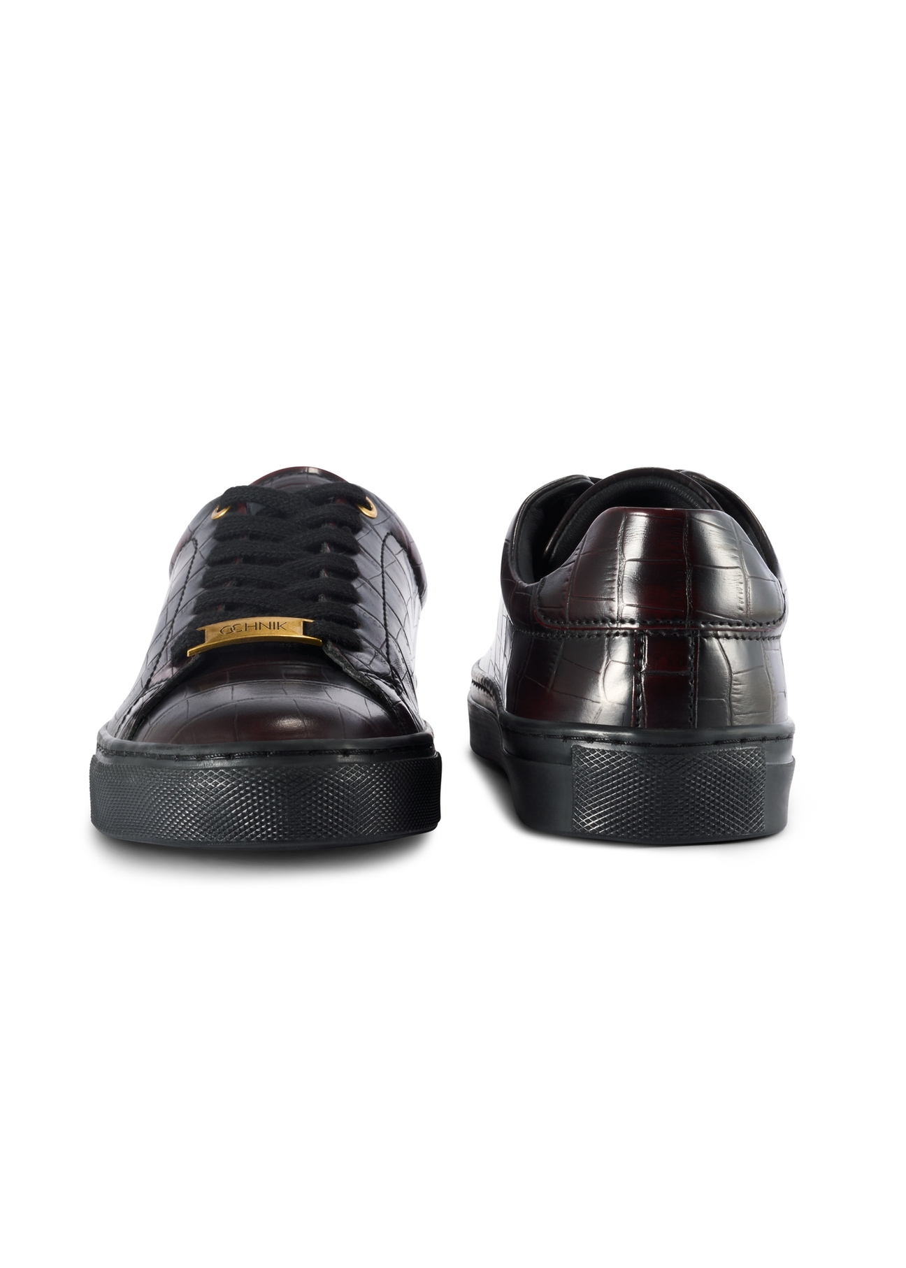 Women's leather shoes in burgundy color BUTYD-1188-09(Z25), product view from the front and back on a white background.
