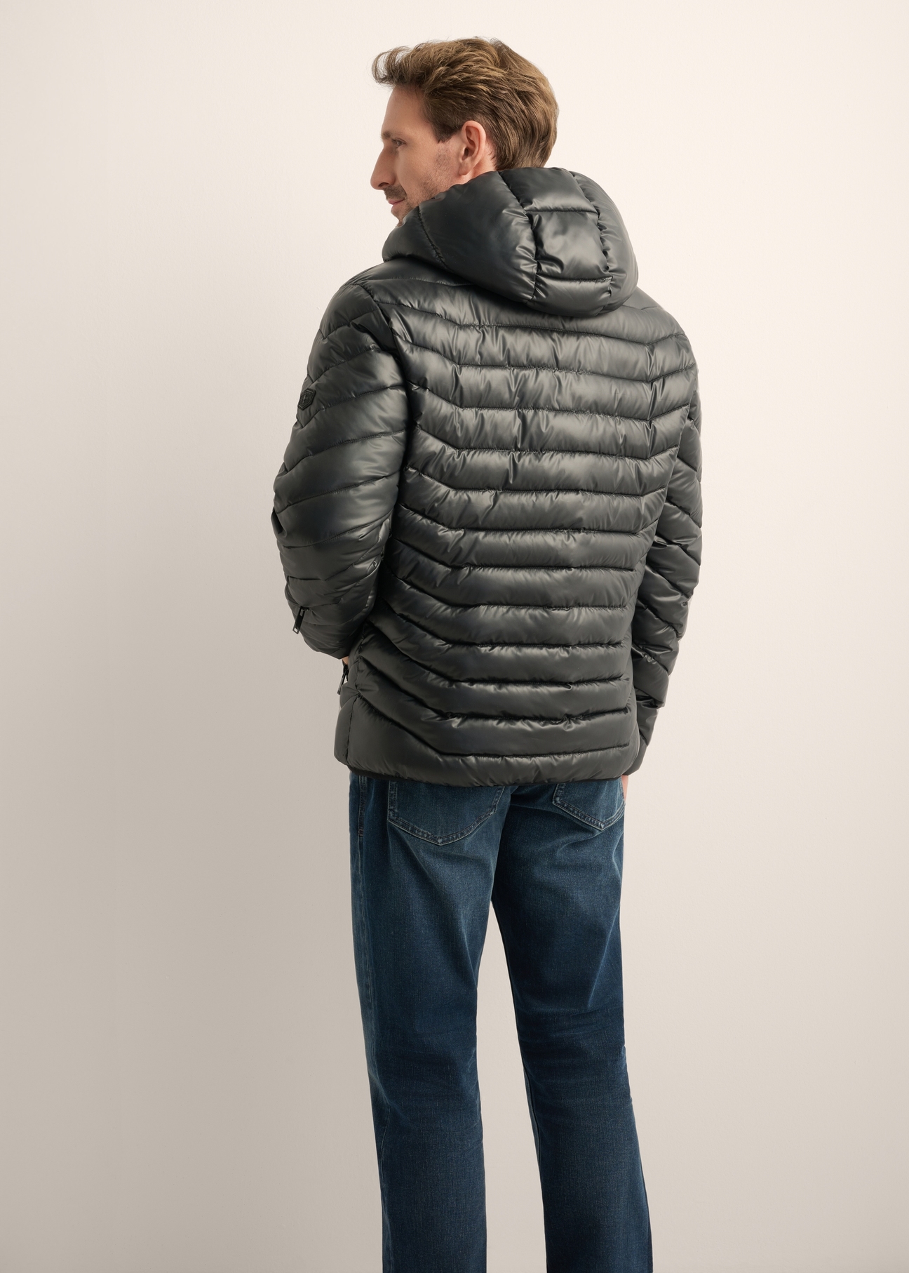 Men's black jacket KURMT-0380-99(Z25), product view from the back on the model. Half of the silhouette visible.