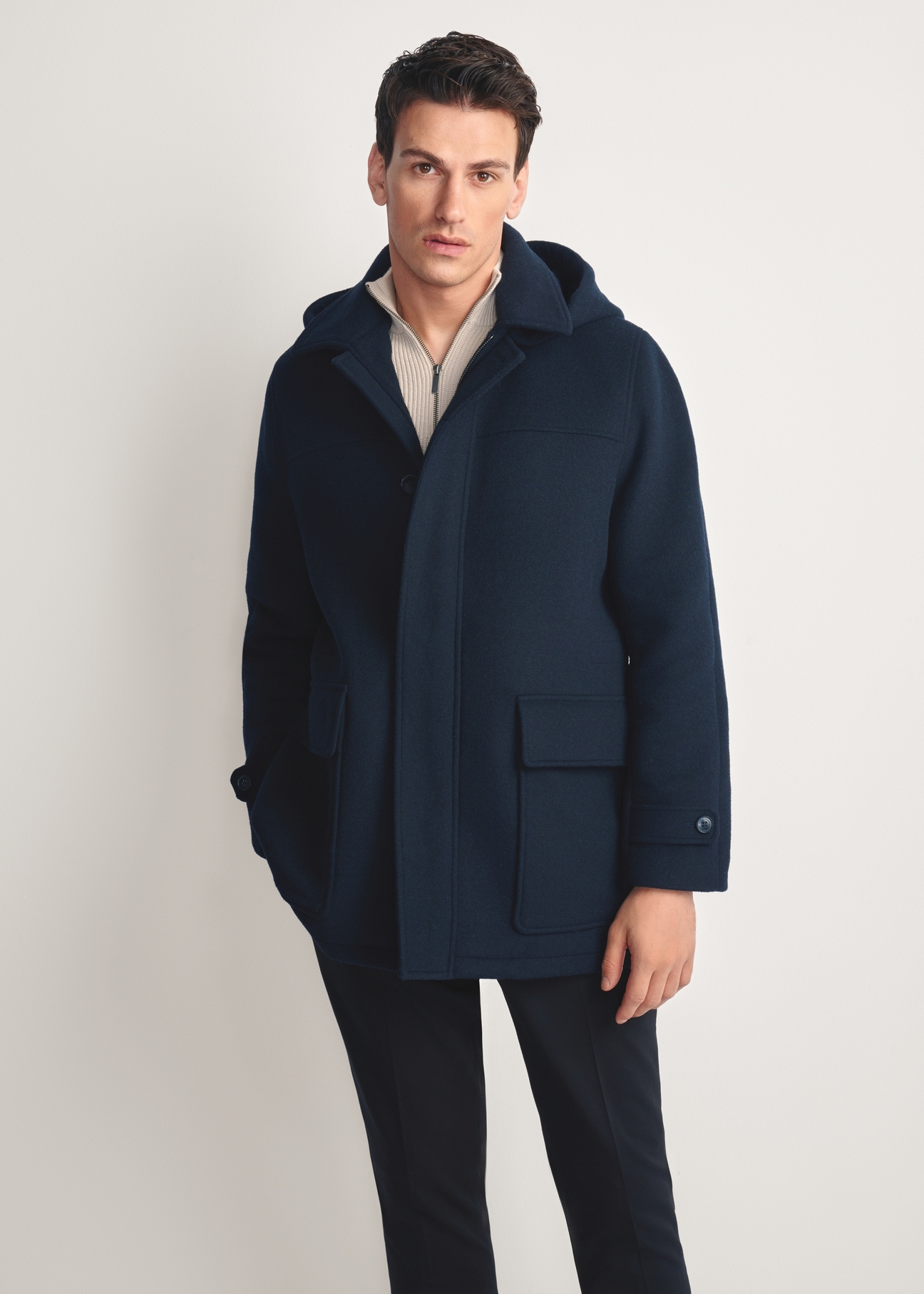 Men's navy blue coat PLAMT-0007-69(Z25) - front view of the product modeled against a white background. Knee-length silhouette visible.
