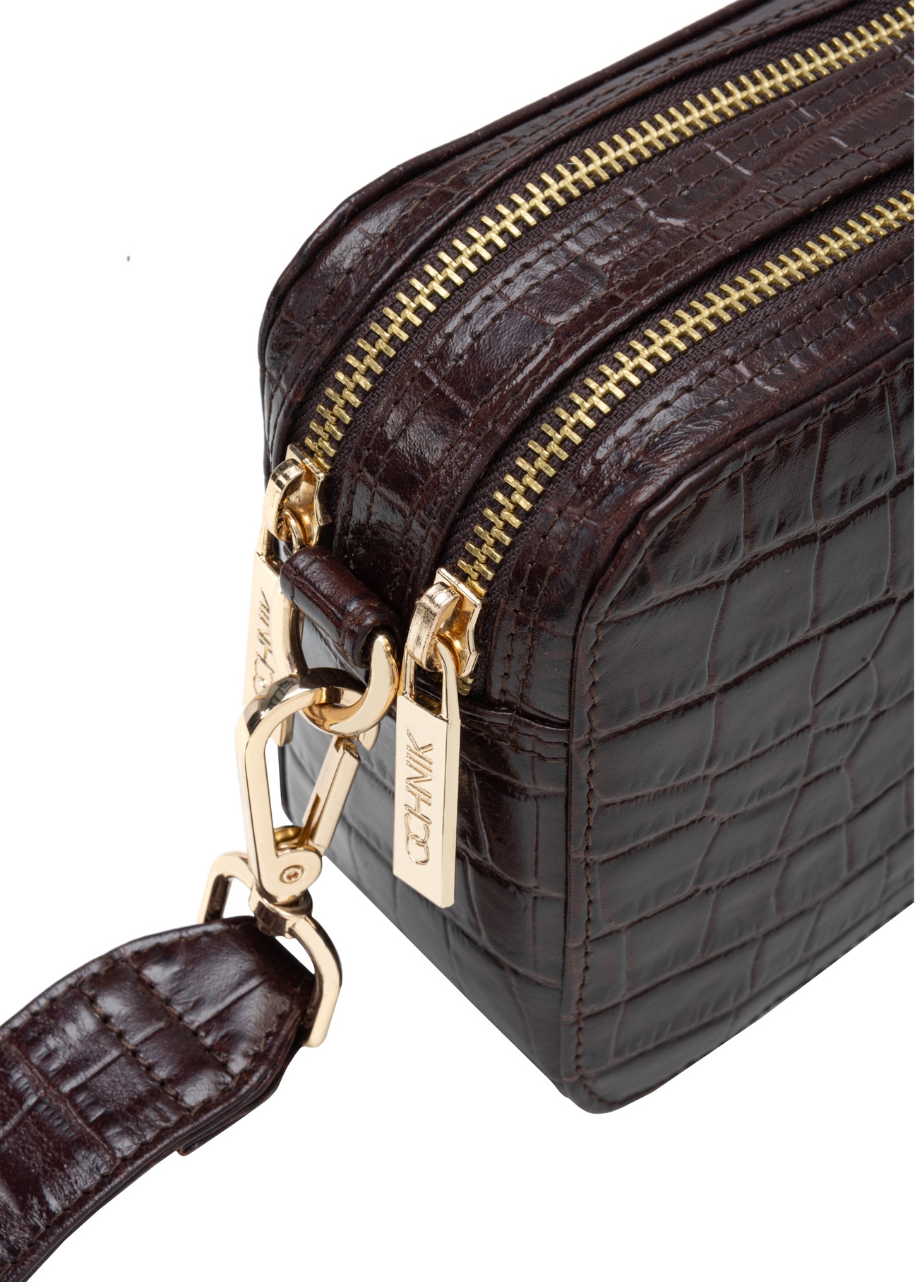 Small brown croco leather handbag TORES-1231-1H(W26), close-up of product detail on white background.