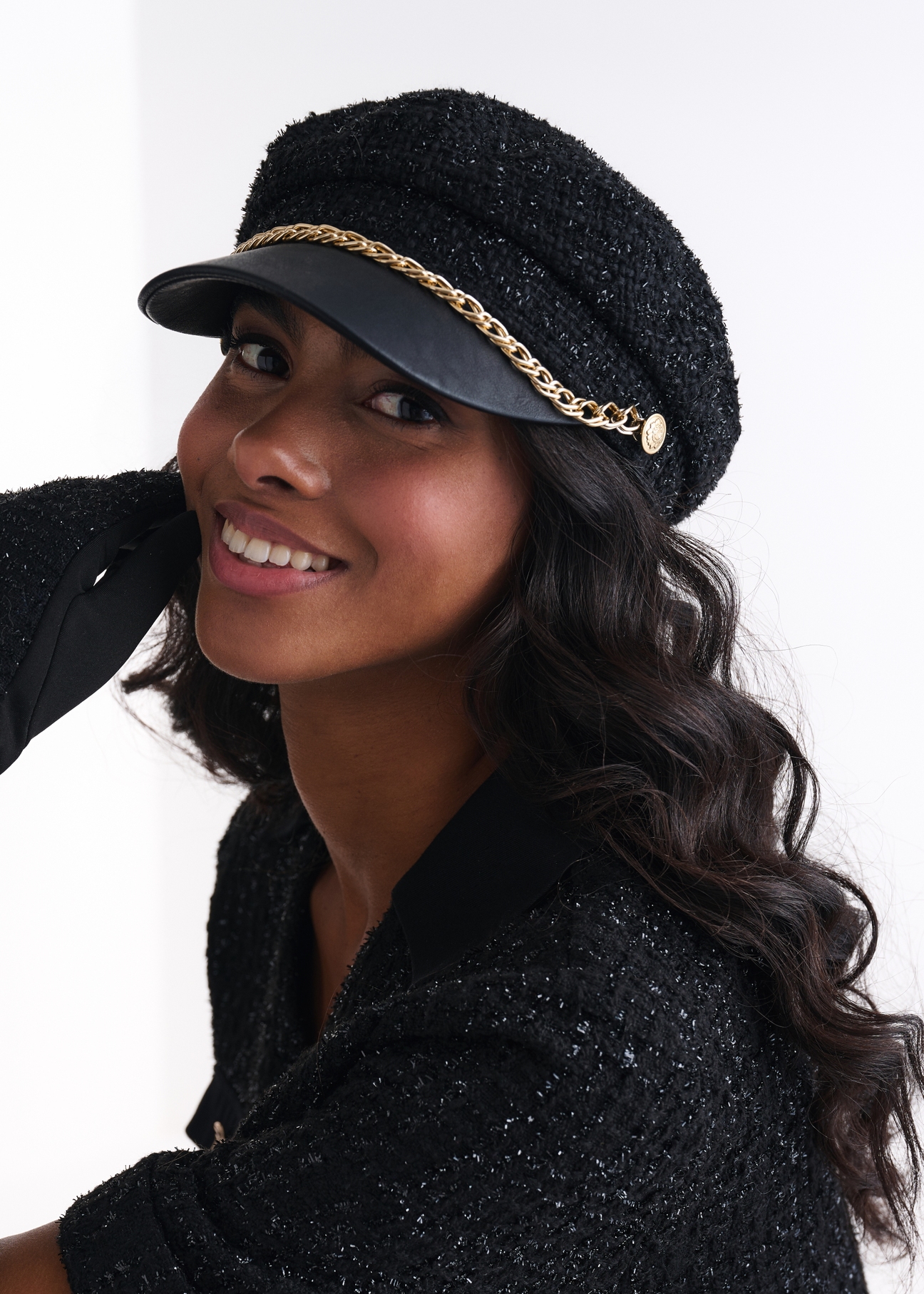 Women's cap CZADT-0071-99(Z22)-01