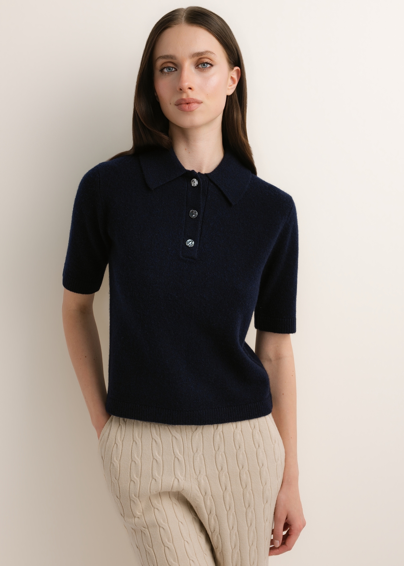 Dark navy blue women's wool sweater BLUDT-0222-7E(Z26); front view of the product on a model. Half-body shot.