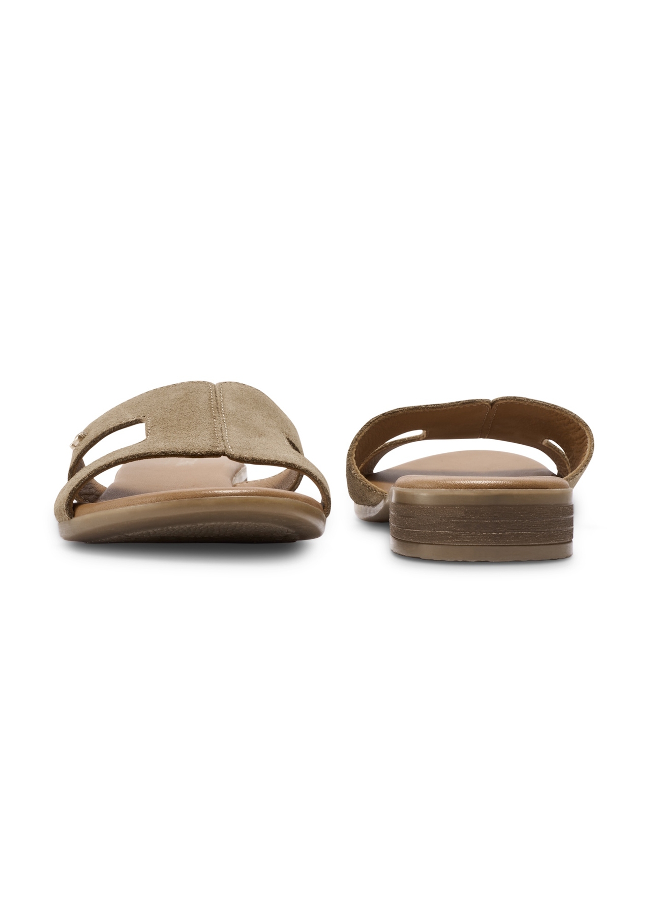 Women's leather flip-flops in cool beige color BUTYD-1064A-1K(W26), front and back view of the product on a white background.