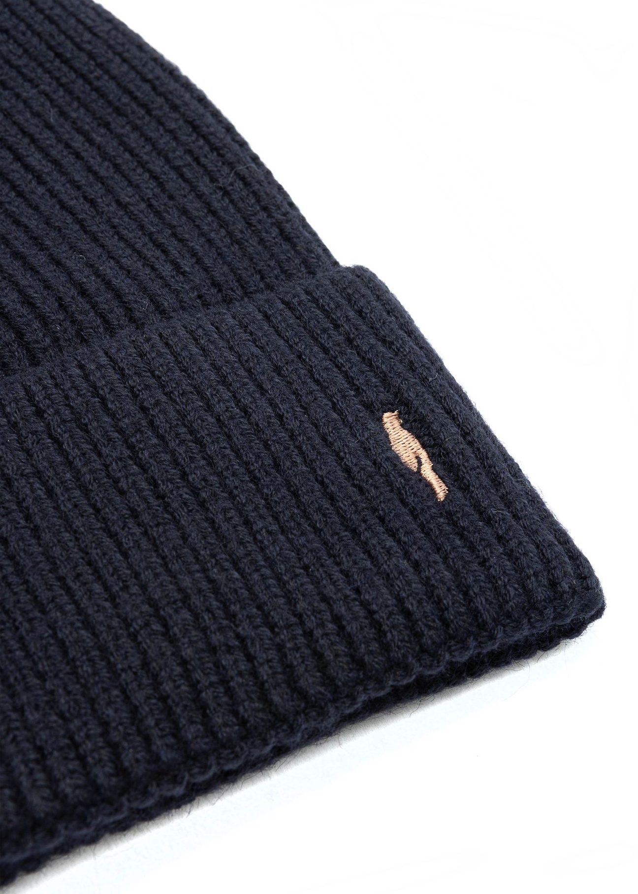 Dark navy blue men's cap CZAMT-0084-7E(Z26), close-up of the product detail on a white background.