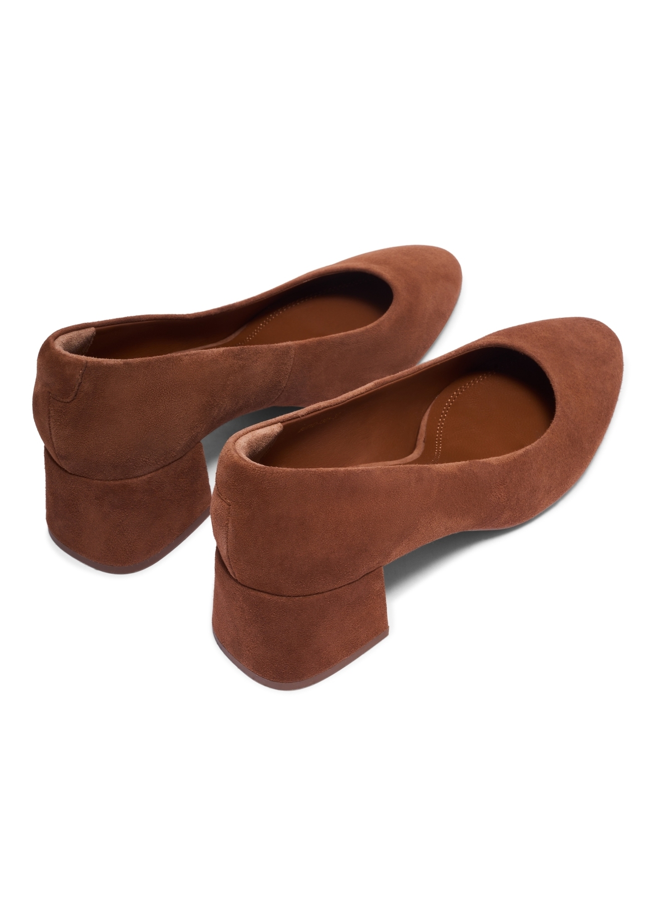Women's cognac suede pumps BUTYD-1306-1F(Z26). Back view diagonally on a white background.