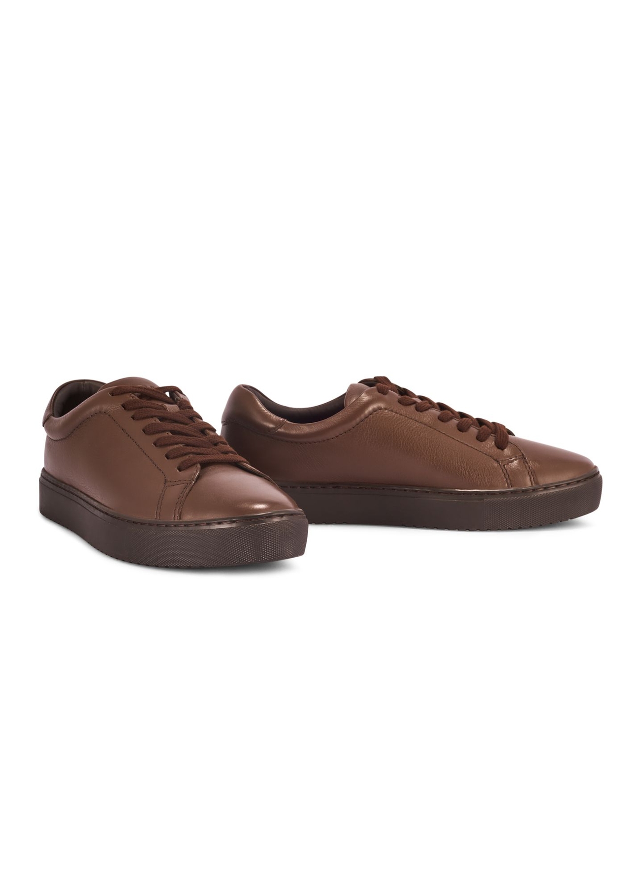 Brown leather sports shoes BUTYM-0503-89(Z25) - side view of a pair of shoes on a white background.