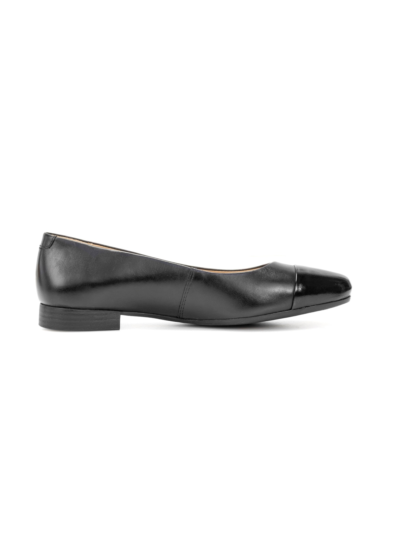 Women's leather ballerinas in black BUTYD-1245-99(W26), side view of the product on a white background.