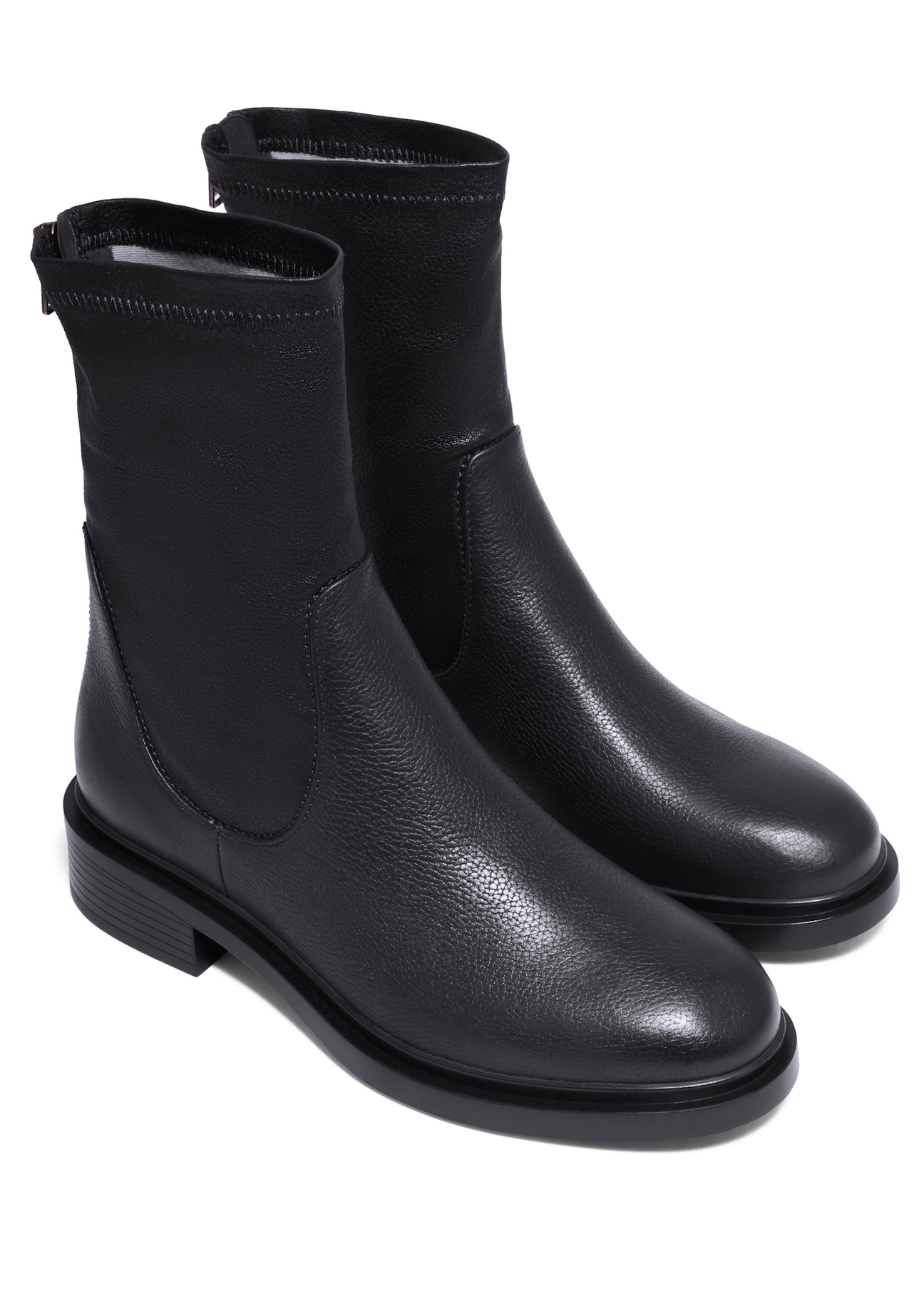 Black leather women's ankle boots BUTYD-1296-99(Z26), diagonal product view on a white background.