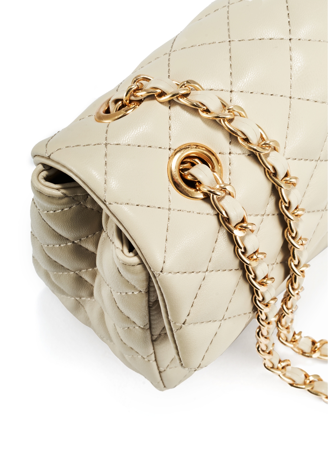Cream quilted chain bag TOREC-0443E-12(Z25), detail view of the product on a white background.