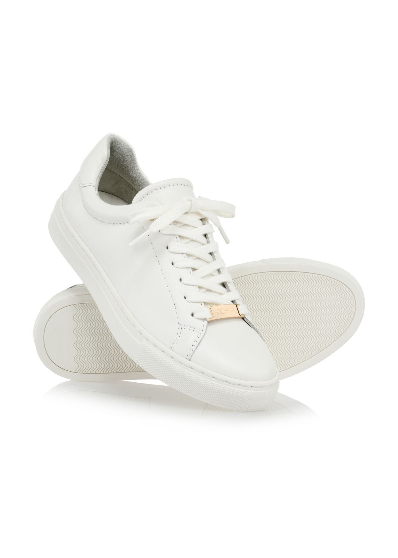 Women's white leather sneakers BUTYD-1068-0B(W26), diagonal product view on white background.